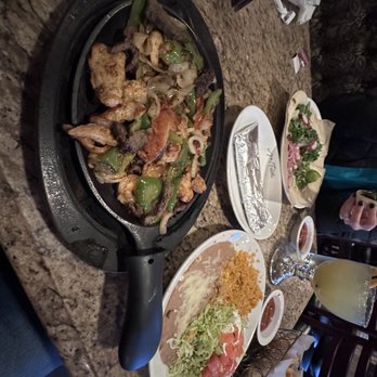 Mi Pueblo Mexican Grill - Across the Border Fajitas - Mexican Near Me - Clemmons, North Carolina