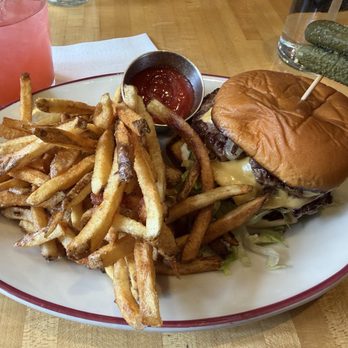 Red Hog Restaurant - Restaurants Near Me - Louisville, Kentucky
