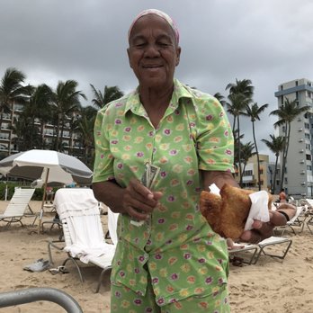 Empanada Lady - The Empanada Lady strikes again!! - Spanish Near Me - Condado, Puerto Rico Empanada Lady - The Empanada Lady strikes again!! - Spanish Near Me - Condado, Puerto Rico