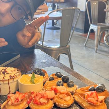 Hide Out Cafe - Cafes Near Me - Rowland Heights, California