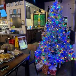 Rocas Sports Bar & Grill