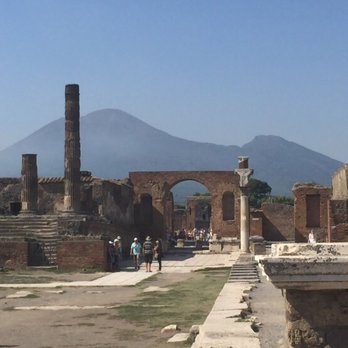 Pompeii Ruins - Landmarks & Historical Buildings Near Me - Pompei, NA Pompeii Ruins - Landmarks & Historical Buildings Near Me - Pompei, NA