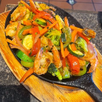 Roberto's Cantina - Shrimp Fajitas - Mexican Near Me - Sunnyvale, California