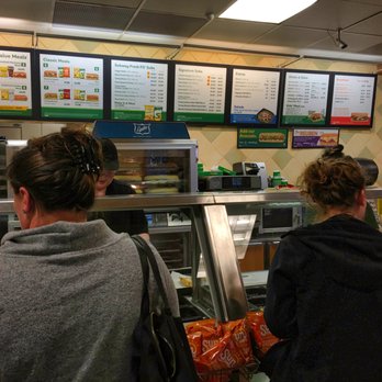 Subway - Ordering area - Sandwiches Near Me - Rio Rancho, New Mexico