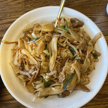 Duck n Bao - Stir-Fried Rice Noodle w/ Beef - Szechuan Near Me - Cypress, Texas