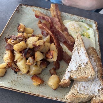 First Watch - Breakfast & Brunch Near Me - Brandon, Florida