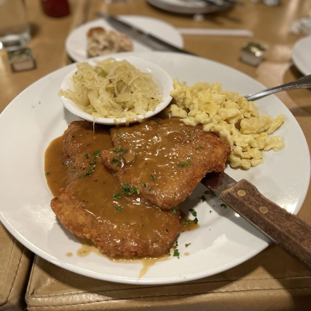 Cómo disfrutar Chicken on a Stick en Fiesta San Antonio, image size:1000x1000