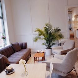 Chez l'Éditeur