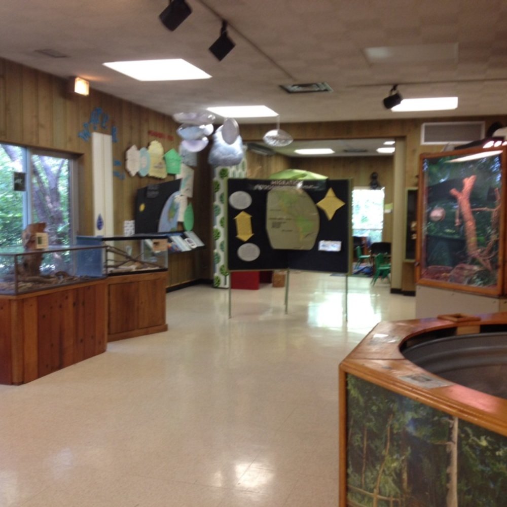 Crabtree Nature Center - Nature Center (inside) - Hiking Near Me - Barrington, Illinois Crabtree Nature Center - Nature Center (inside) - Hiking Near Me - Barrington, Illinois