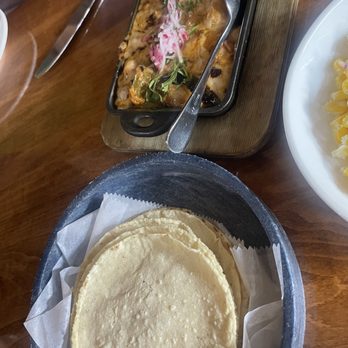 5 Rabanitos - Queso fundido - Mexican Near Me - Chicago, Illinois 5 Rabanitos - Queso fundido - Mexican Near Me - Chicago, Illinois