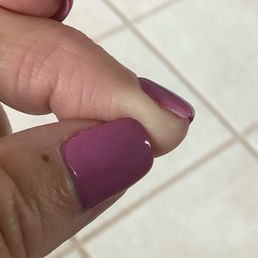 Nail not painted to the edge Nail not painted to the edge