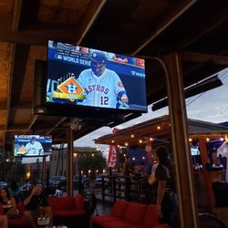 Backyard PATIO Bar & Grill - View of just part of the patio.. 5 tvs.