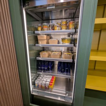 Honeybrains - Full Fridge pic - Juice Bars & Smoothies Near Me - New York, New York Honeybrains - Full Fridge pic - Juice Bars & Smoothies Near Me - New York, New York