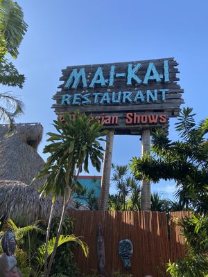 MAI-KAI RESTAURANT AND POLYNESIAN SHOW - Updated July 2024 - 1999