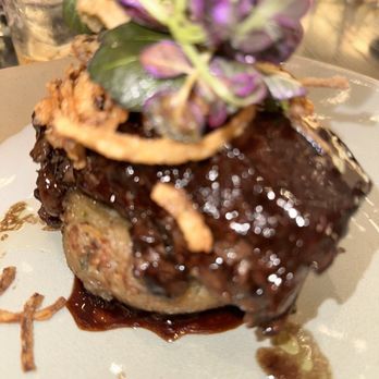 Gordon Ramsay Hell's Kitchen - Braised beef over a potato cake - New American Near Me - Miami, Florida Gordon Ramsay Hell's Kitchen - Braised beef over a potato cake - New American Near Me - Miami, Florida