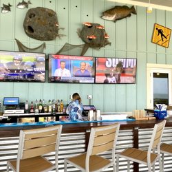 Fish Heads - Bar seats