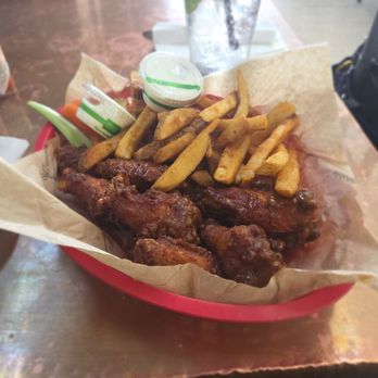 Mountain Room Bar - Chicken wings in buffalo sauce - American Near Me - SeaTac, Washington