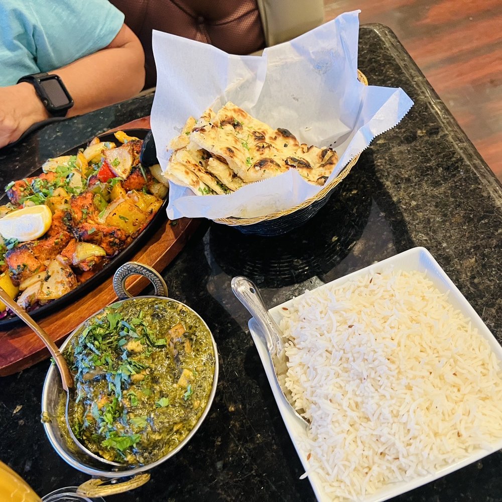 India's Oven - Chicken Tikka, paneer, rice, and Naan - Indian Near Me - Fresno, California India's Oven - Chicken Tikka, paneer, rice, and Naan - Indian Near Me - Fresno, California
