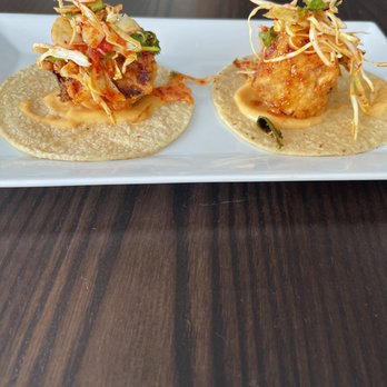 Hummingbird Lounge - Fried chicken tacos - Cocktail Bars Near Me - New Buffalo, Michigan Hummingbird Lounge - Fried chicken tacos - Cocktail Bars Near Me - New Buffalo, Michigan