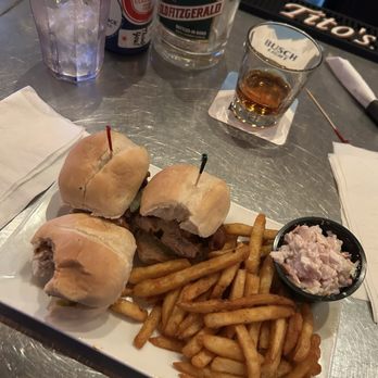 Foundry Public House - Smoke on the water sliders. Very good! - American Near Me - Edwardsville, Illinois Foundry Public House - Smoke on the water sliders. Very good! - American Near Me - Edwardsville, Illinois