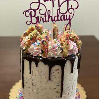 Lola's Eatery - Custom birthday cake - Breakfast & Brunch Near Me - Pittsburgh, Pennsylvania