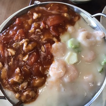 Cousin Cafe - yin yang fried rice (that's not actually what it's called on the menu but this is how me and my mama always order it lol) - Chinese Near Me - Newark, California