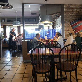 Bandana's Bar-B-Q - St. Joseph - Inside seating - Barbeque Near Me - Saint Joseph, Missouri Bandana's Bar-B-Q - St. Joseph - Inside seating - Barbeque Near Me - Saint Joseph, Missouri