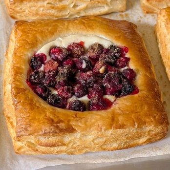 The Green Blade Bakery - Cranberry Danish - Coffee & Tea Near Me - Klamath Falls, Oregon The Green Blade Bakery - Cranberry Danish - Coffee & Tea Near Me - Klamath Falls, Oregon