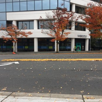 WSECU - Street View - Banks & Credit Unions Near Me - Bellevue, Washington
