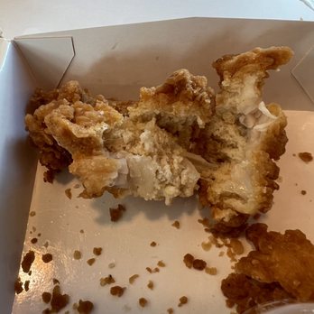 Jollibee - Pulled apart it turns out this "chicken tender" was actually a fried piece of dough - Fast Food Near Me - Pinellas Park, Florida Jollibee - Pulled apart it turns out this "chicken tender" was actually a fried piece of dough - Fast Food Near Me - Pinellas Park, Florida