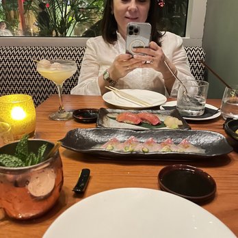 Komodo Miami - A5 mizayaki sushi, Ginger Passionfruit Mule, tuna Sashimi!!! - Asian Fusion Near Me - Miami, Florida Komodo Miami - A5 mizayaki sushi, Ginger Passionfruit Mule, tuna Sashimi!!! - Asian Fusion Near Me - Miami, Florida