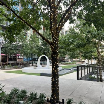 North Italia - the square in front of restaurant - Italian Near Me - Dallas, Texas