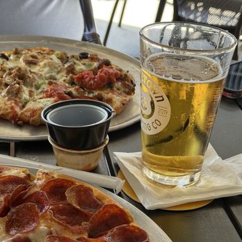 Craft House Pizza - Individual pizza, thin pepperoni pizza & a small beer - Pizza Near Me - Louisville, Kentucky Craft House Pizza - Individual pizza, thin pepperoni pizza & a small beer - Pizza Near Me - Louisville, Kentucky