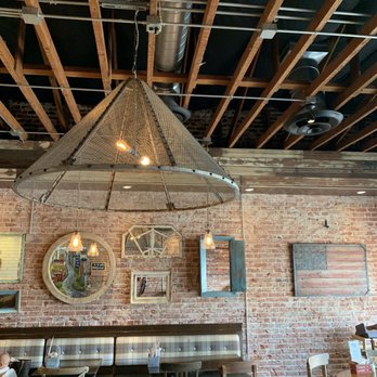 American Grub - Great ambiance! - Burgers Near Me - Tustin, California American Grub - Great ambiance! - Burgers Near Me - Tustin, California