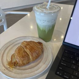 This place was awesome! Super nice owners, everything is so aesthetic. Good place to study and get matcha This place was awesome! Super nice owners, everything is so aesthetic. Good place to study and get matcha
