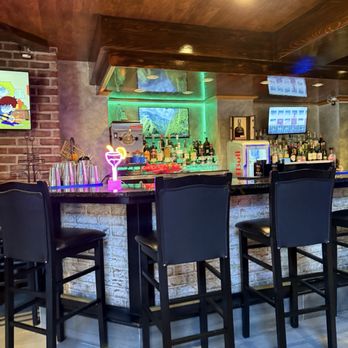 El Jimador Elegante - Bar counter - Mexican Near Me - Anderson, South Carolina El Jimador Elegante - Bar counter - Mexican Near Me - Anderson, South Carolina