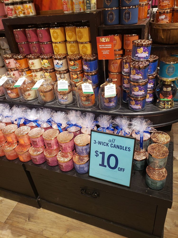 BATH & BODY WORKS Updated June 2024 17 Photos & 12 Reviews 3301