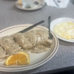 Mary Mary's Cafe - SOS GRAVY WITH EGG