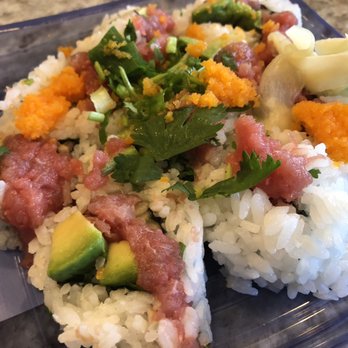 Harris Teeter - Tuna Futomaki Roll 9.99 - Grocery Near Me - Aldie, Virginia Harris Teeter - Tuna Futomaki Roll 9.99 - Grocery Near Me - Aldie, Virginia