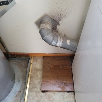 T J Guyer Property Management - Unsafe, disgusting conditions of the laundry room at TJ Guyer's Fairview Apartments in Chehalis, WA. - Property Management Near Me - Chehalis, Washington T J Guyer Property Management - Unsafe, disgusting conditions of the laundry room at TJ Guyer's Fairview Apartments in Chehalis, WA. - Property Management Near Me - Chehalis, Washington