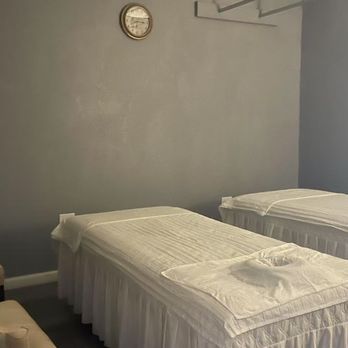 Vivi Massage Spa - Cozy couple room - Massage Near Me - Princeton, Texas