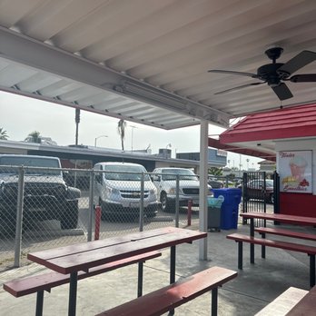 Tuxies Juices - beautiful place to sit and eat - Mexican Near Me - Riverside, California Tuxies Juices - beautiful place to sit and eat - Mexican Near Me - Riverside, California