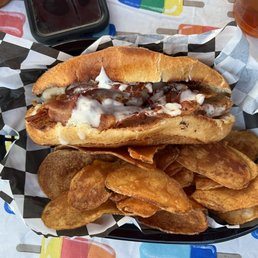 Chicken Bacon Ranch sandwich & chips Chicken Bacon Ranch sandwich & chips
