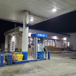 Hele - Da Hele gas station in Kalihi.