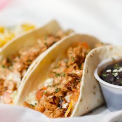 Lola's Burrito & Burger Joint