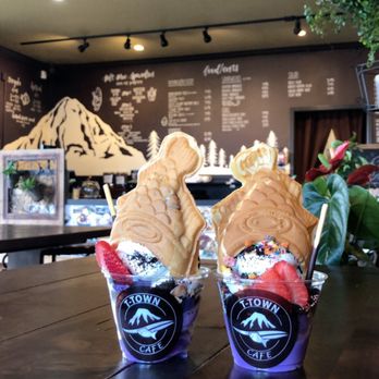 T-Town Cafe - Vanilla and Ube Ice cream taiyaki - Desserts Near Me - Tacoma, Washington T-Town Cafe - Vanilla and Ube Ice cream taiyaki - Desserts Near Me - Tacoma, Washington