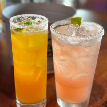 Ford's Garage Oviedo - two cocktails - Burgers Near Me - Oviedo, Florida