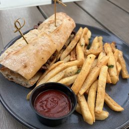 Skirt steak sandwich Skirt steak sandwich