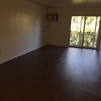 Cass Lake Front Apartments - This is our unit when we first moved in! Love it! - Apartments Near Me - Keego Harbor, Michigan Cass Lake Front Apartments - This is our unit when we first moved in! Love it! - Apartments Near Me - Keego Harbor, Michigan