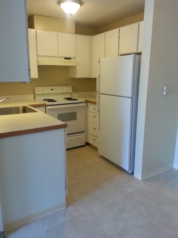 APTS RIVIERA NORTHGATE Updated October 2024 11540 Pinehurst Way NE